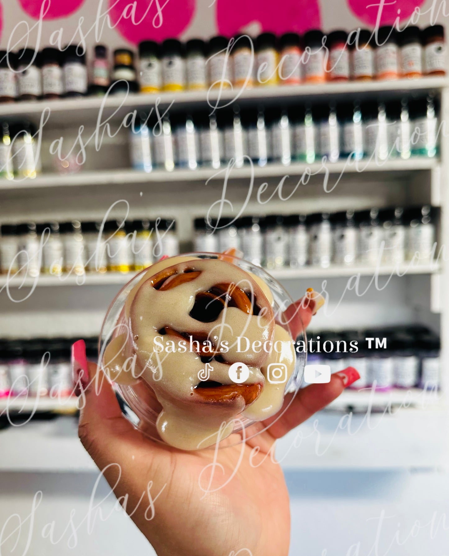 One Faux Cinnamon Roll Topper Piece PREORDER