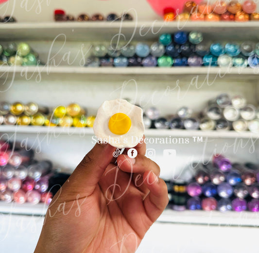 Egg Magnet PREORDER