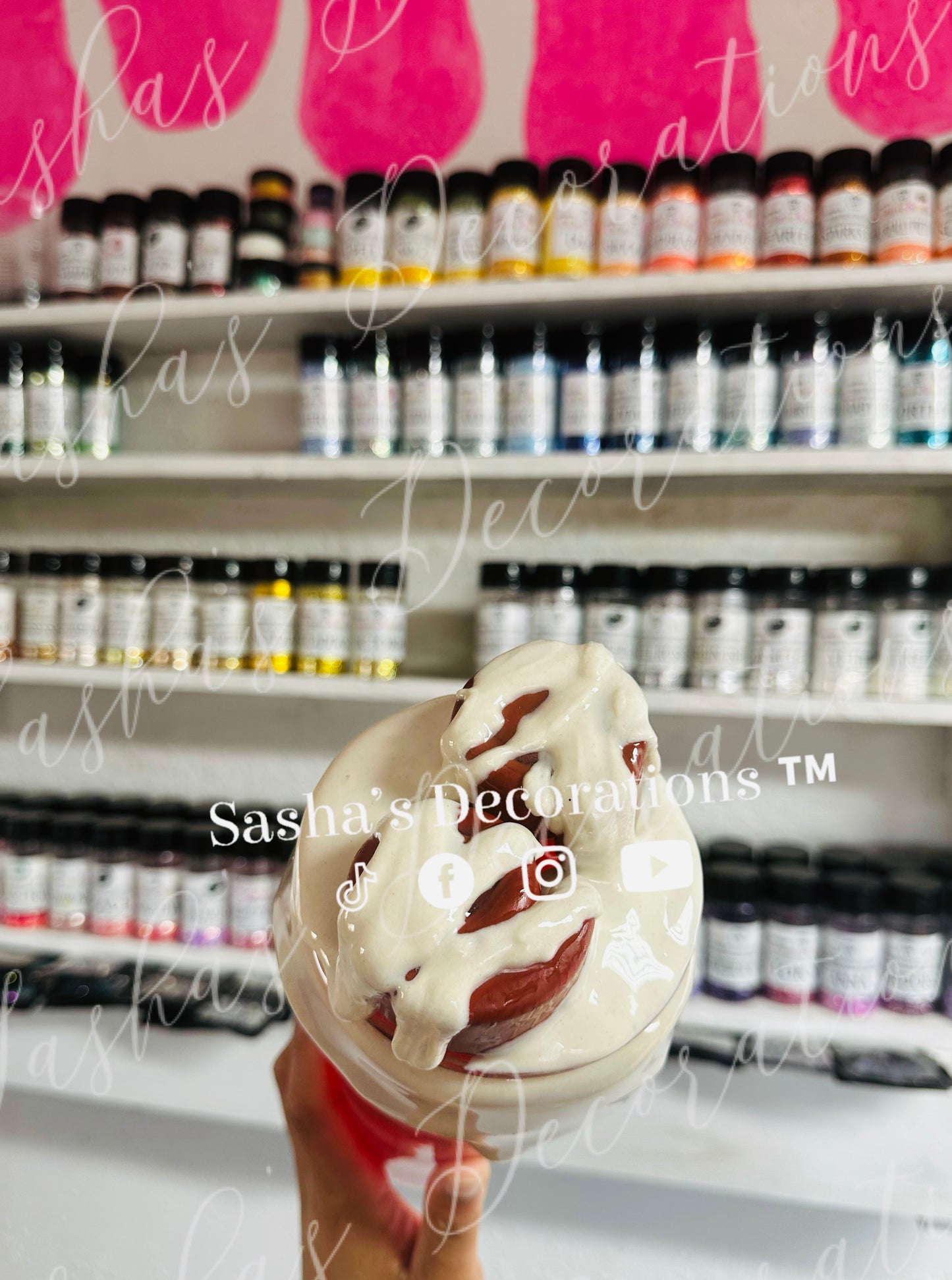 Red Velvet Cinnamon Roll Snow Globe Tumbler Cup