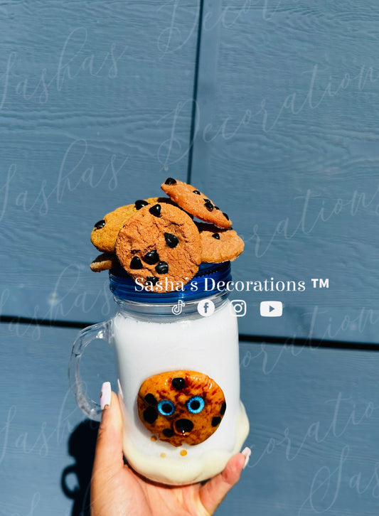 Chocolate Chip Cookies Snow Globe Tumbler Cup