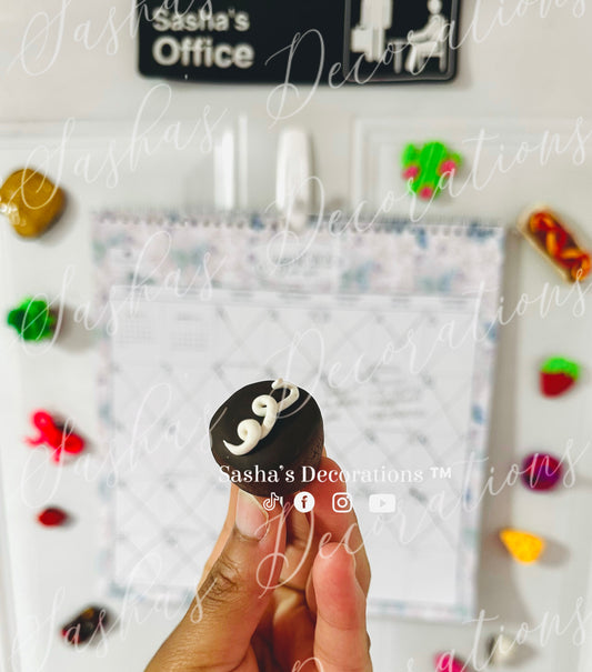 Cake w/ cream Magnet