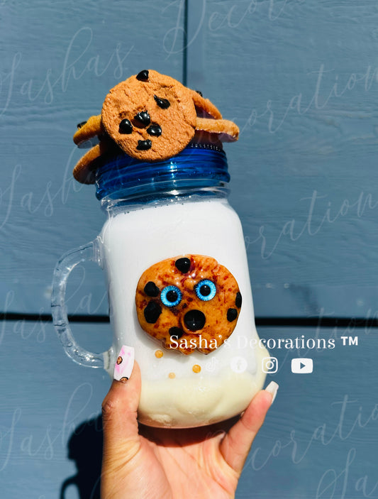 Chocolate Chip Cookies Snow Globe Tumbler Cup