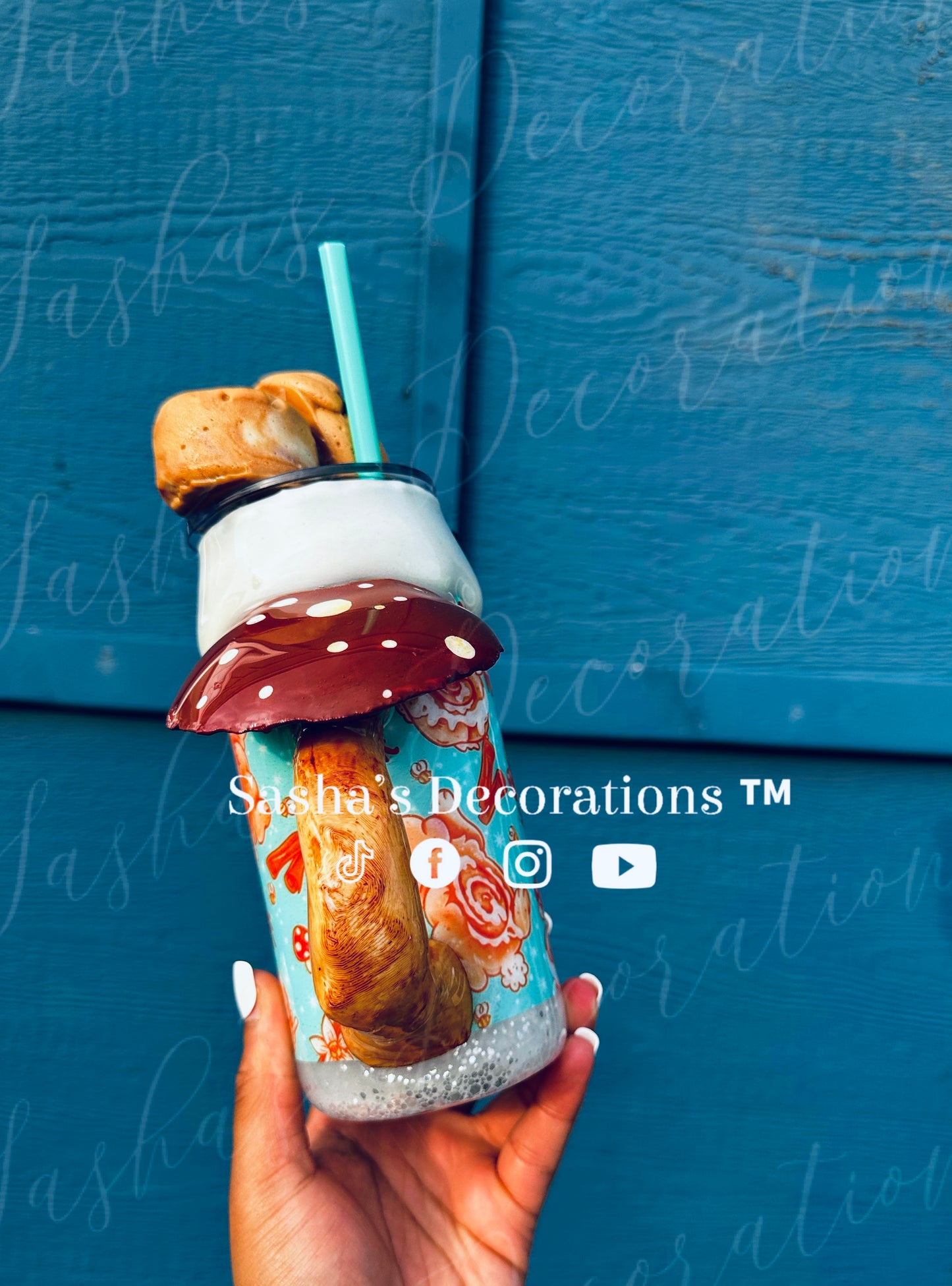 Cinnamon Bunny 3D Snow Globe Tumbler Cup