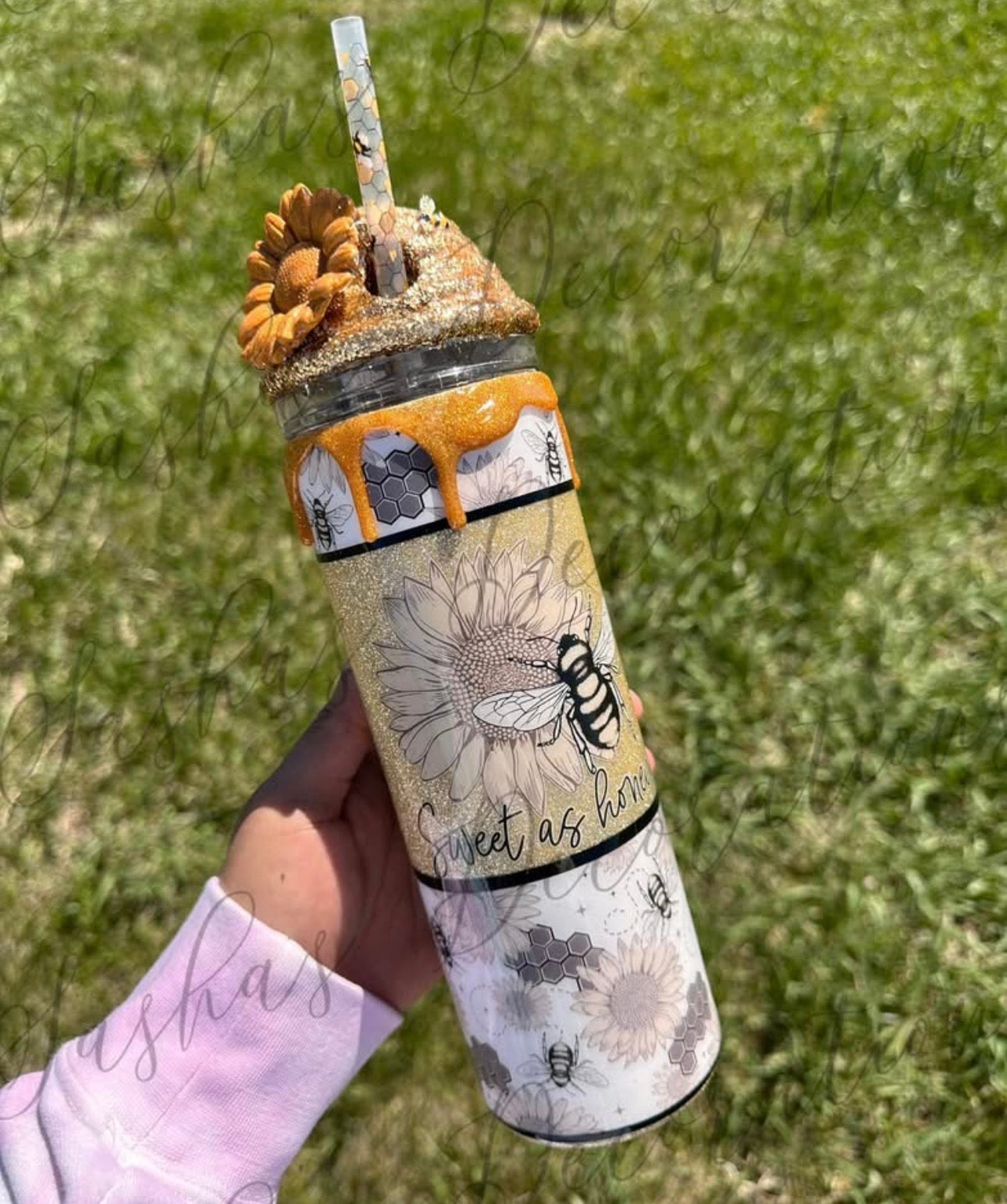 PLAIN Honeybee Hive Mold PREORDER (straw hole option; flowers NOT included)