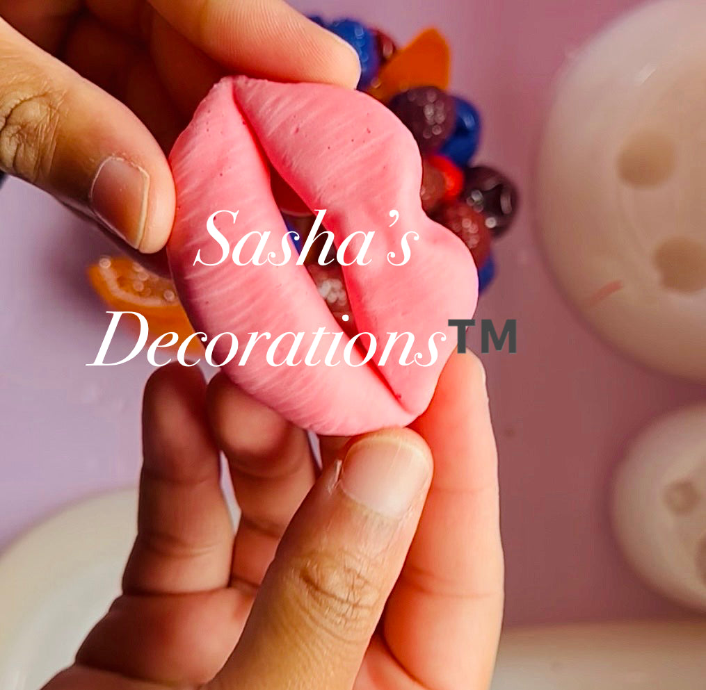 Lips Mold PREORDER