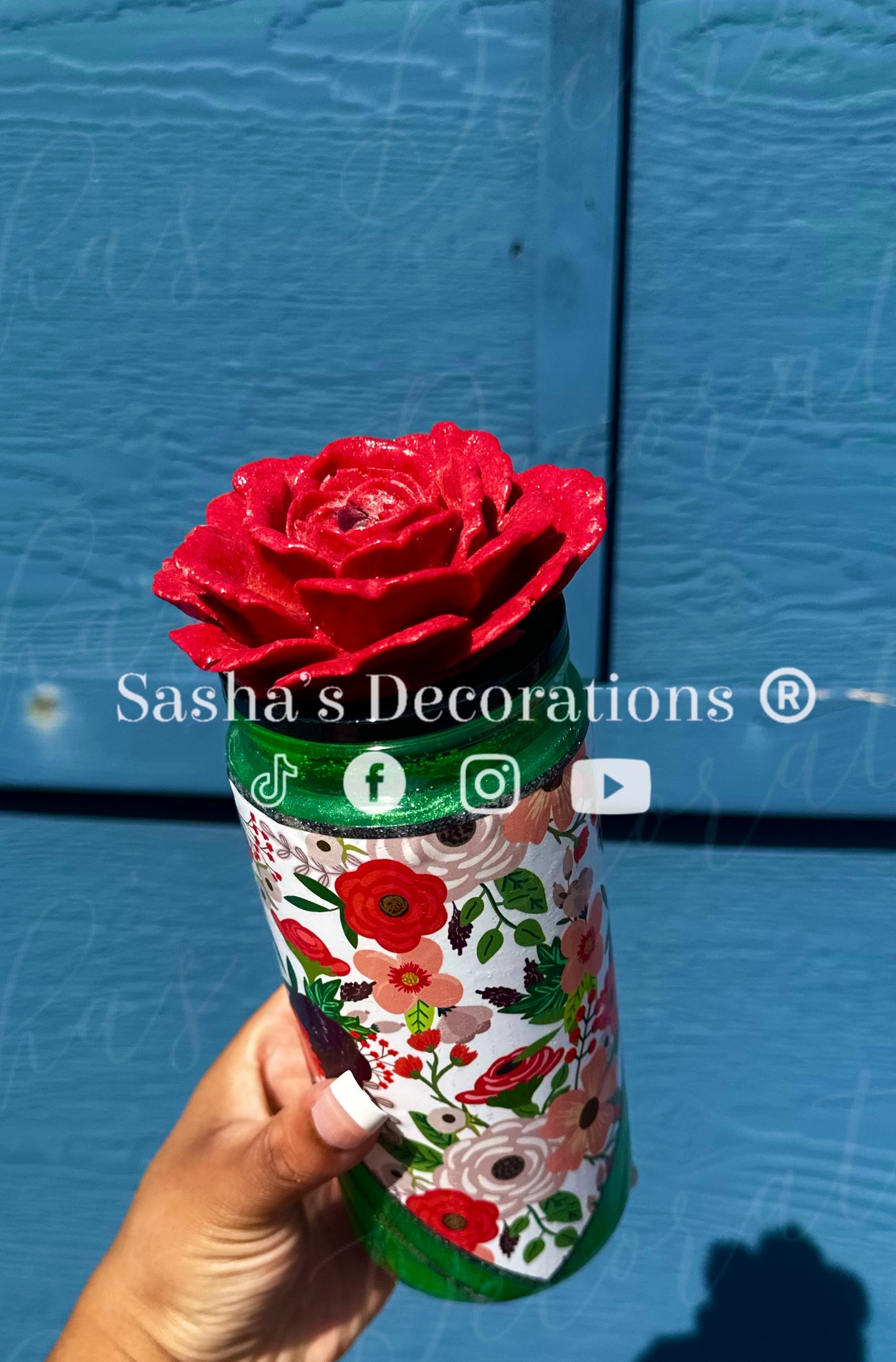 Floral Velvet Green Snow Globe Cup