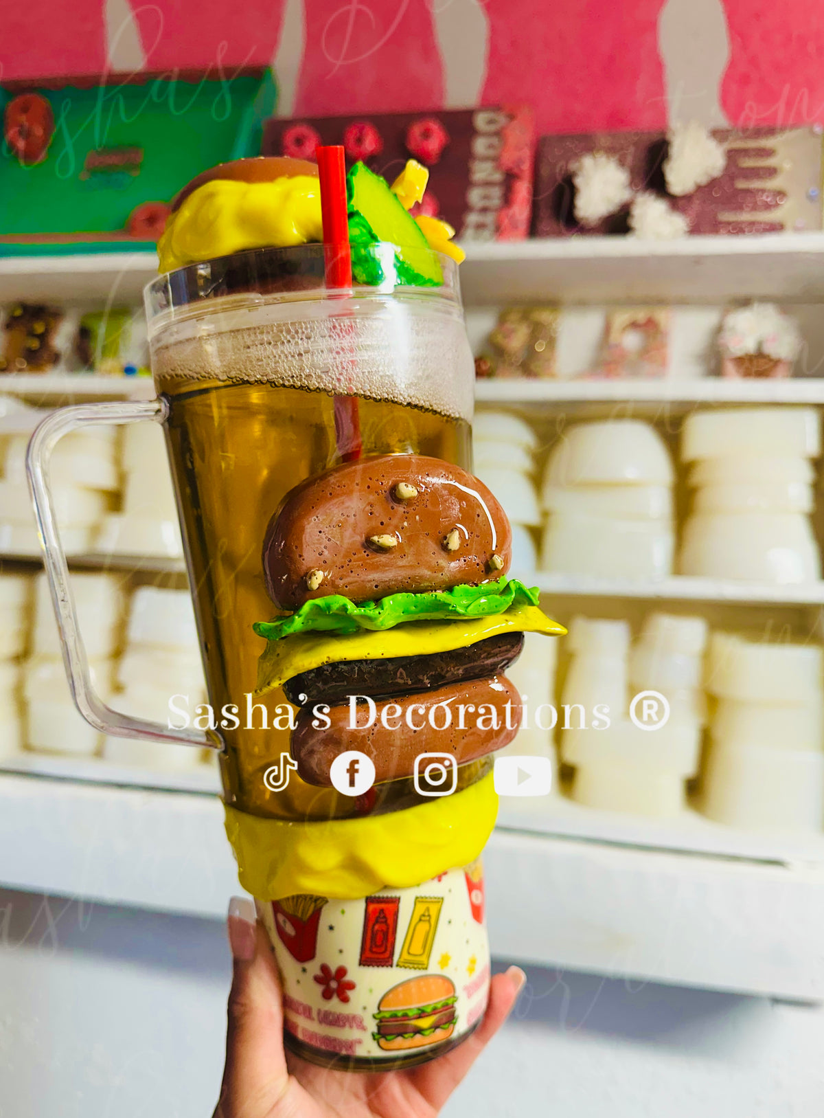 Burger Soda 40 oz Snow Globe Cup
