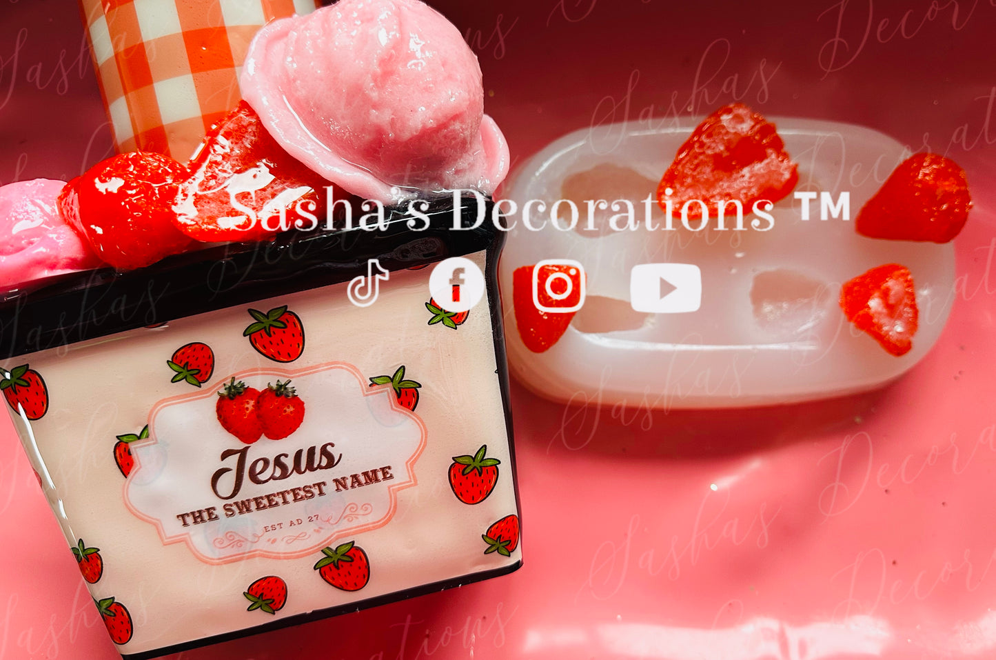 Strawberry Slices Mold PREORDER