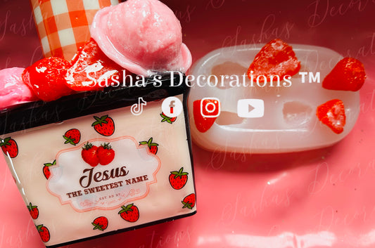 Strawberry Slices Mold PREORDER