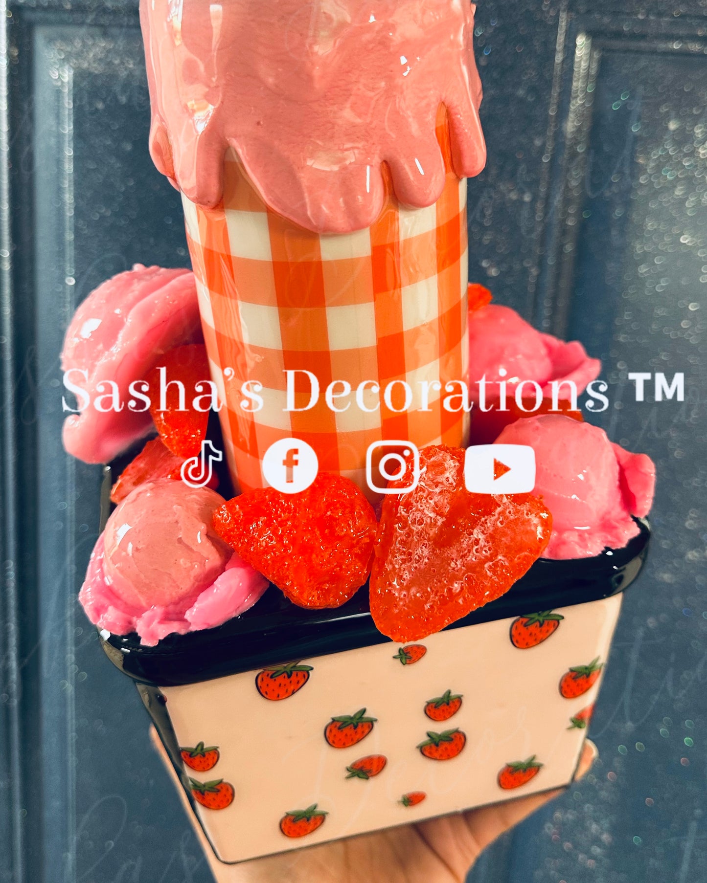 Strawberry Slices Mold PREORDER