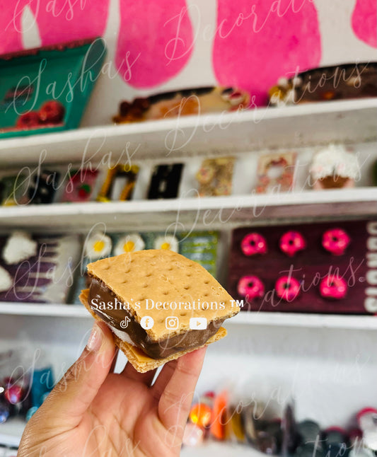 Faux S’mores PREORDER (quantity 1)