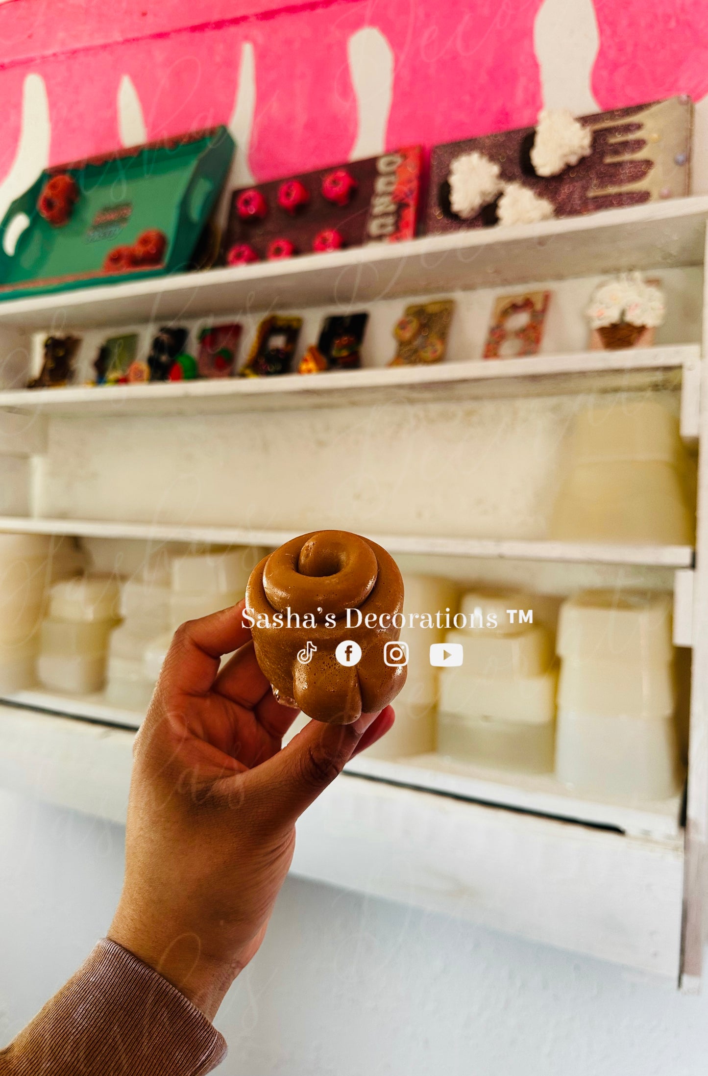 Custom Molds for Shawntel (cinnabun & crown)