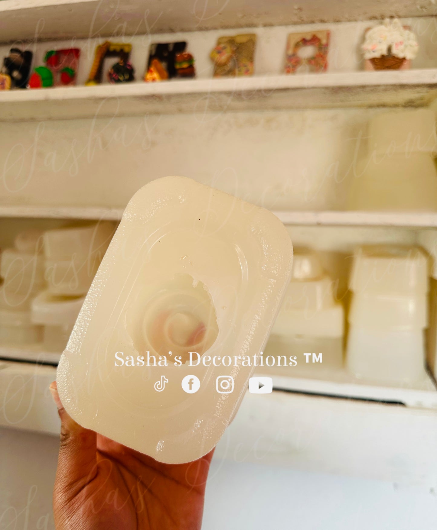Custom Molds for Shawntel (cinnabun & crown)