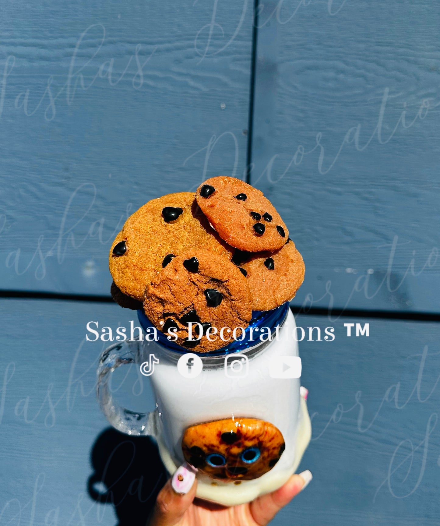 Chocolate Chip Cookies Snow Globe Tumbler Cup