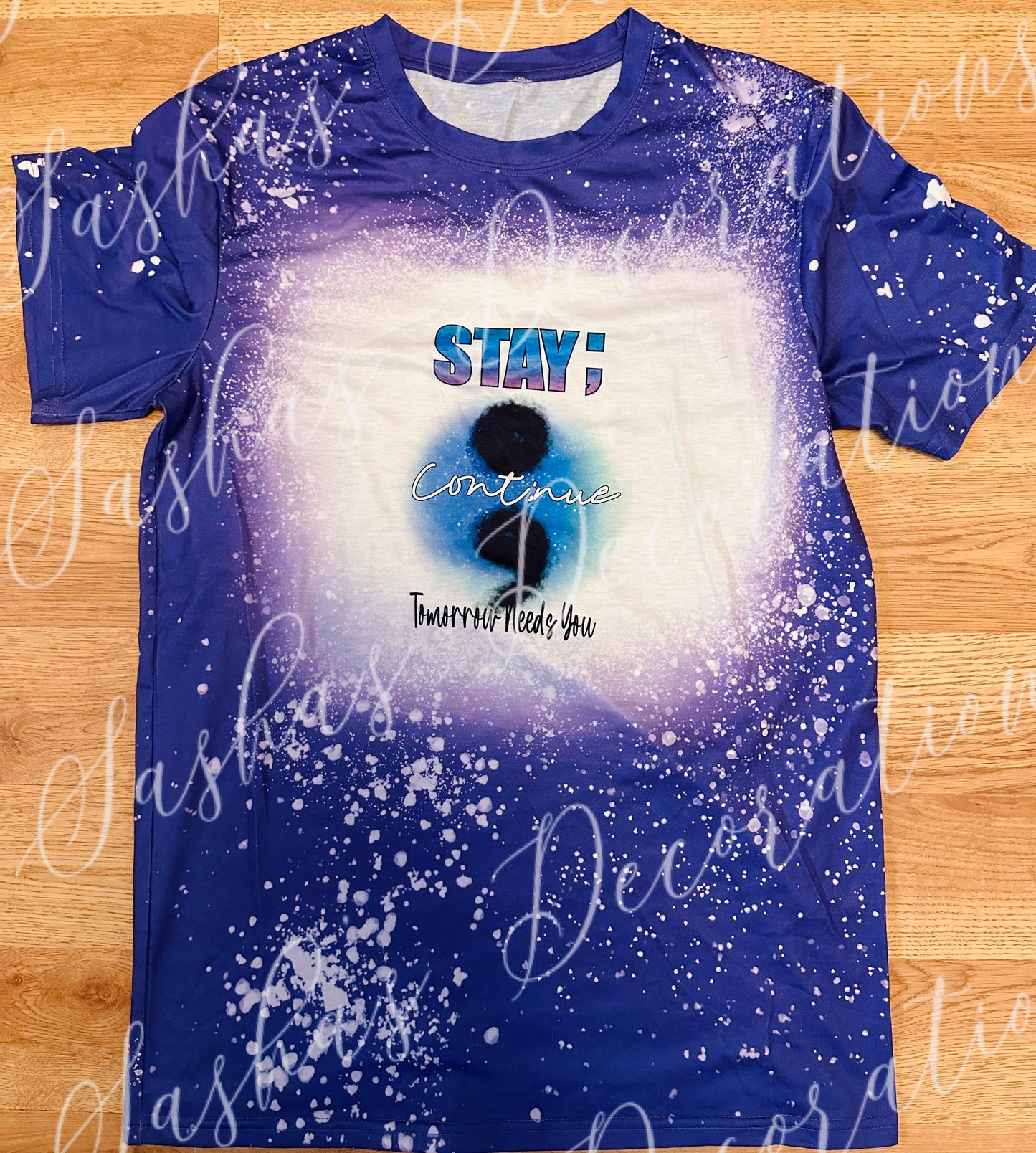 A stay faux bleach tee size S/M