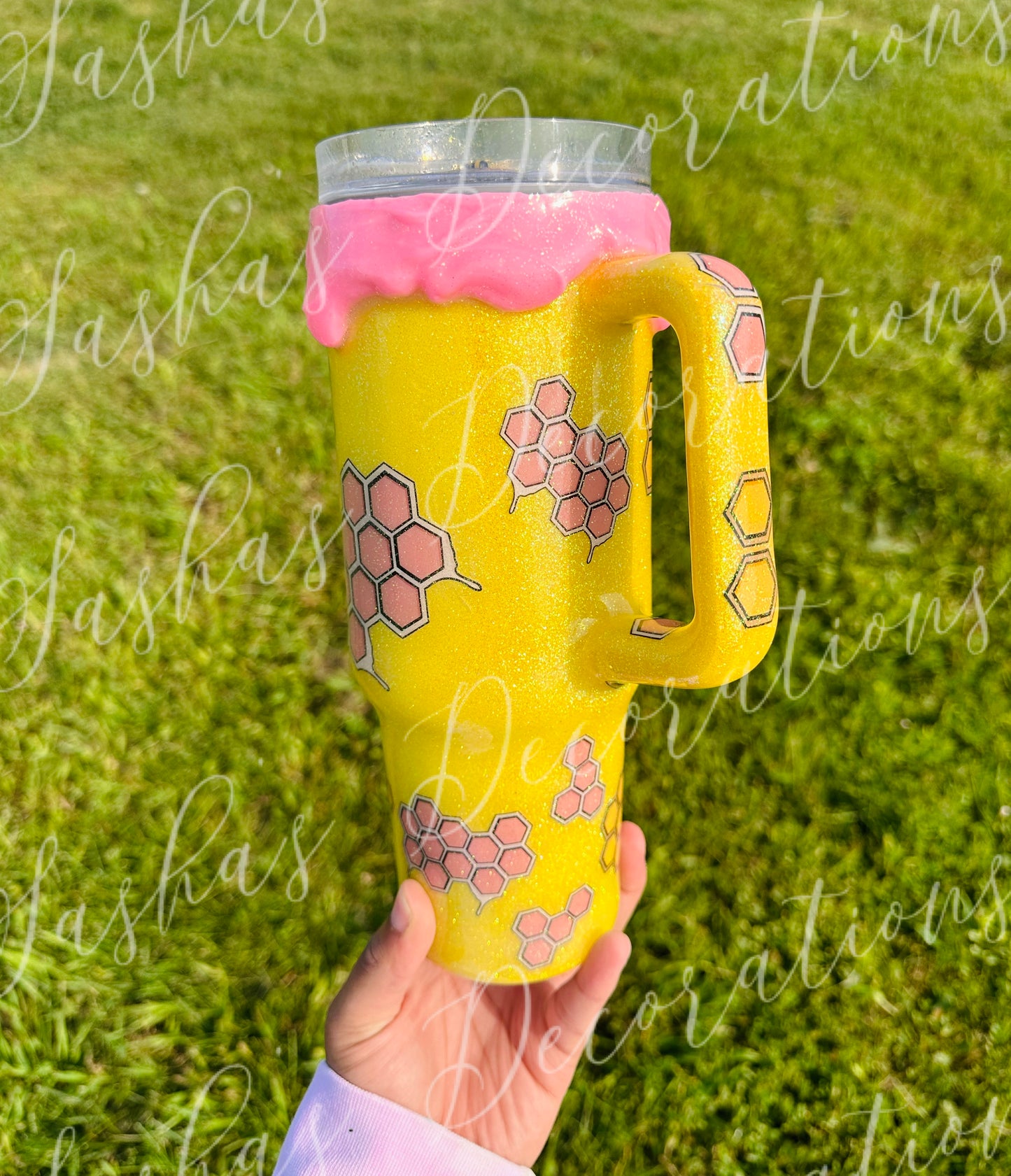 Pink Bee 40 oz tumbler